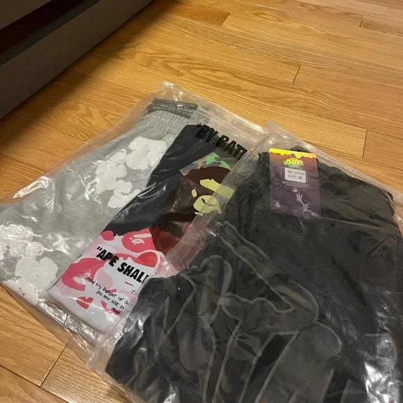 Bape tee’s, Syna shorts, Denim Tear shorts. - Picture 1 of 9